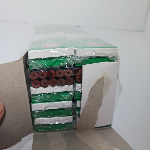 Chunghwa Drawing Pencils 100 Sketch Art - Picture 5 of 5